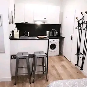 Ravissant Studio En Face De La Gare Appartement